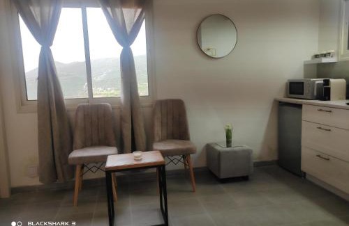 Ein Qiniyye Apartment | צימרים סוף העולם 2