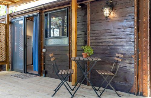 Ilaniya Cabin | צימר קרון- ירוק עז