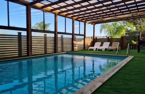 Daliyat al-Karmel Bed & Breakfast | צמרת הצימרים - צימרים מהממים עם בריכה משותפת מחוממת וג'קוזי פרטי