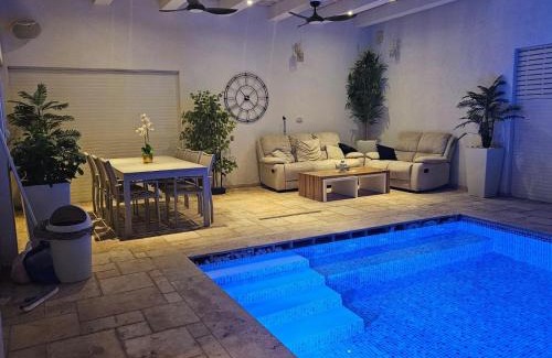 Elyachin Cabin | שירת הגלבוע