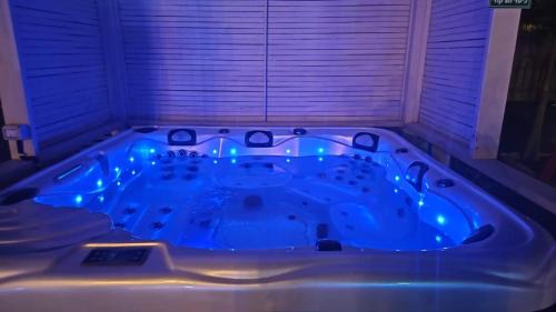 Elyachin Cabin | שירת הגלבוע