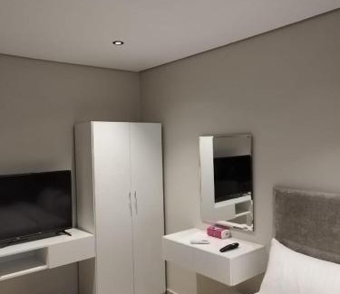 Medina Apartment | استديو ليفينج للشقق الخاصة