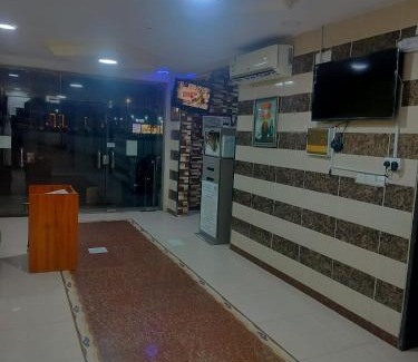 Jizan Apartment | العييري للشقق المخدومه جازان 1