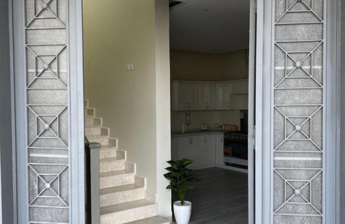 Riyad Al Khabra Ski Chalet | شالية الاطلالة