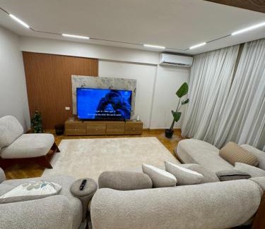 Al Duqqi Apartment | شركة مروج العقارية