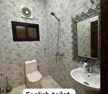 Medina Apartment | شقة بغرفتين ودورتين في الدور الأول 7 دقائق للحرم