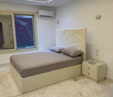 Al Duqqi Apartment | شقة فاخرة مفروشة تطل على النيل بالجيزة