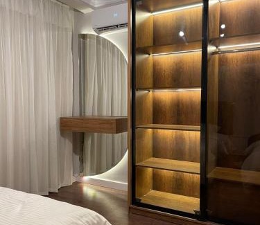 Al Duqqi Apartment | شقة فندقيه للإيجار اليومي او الشهري