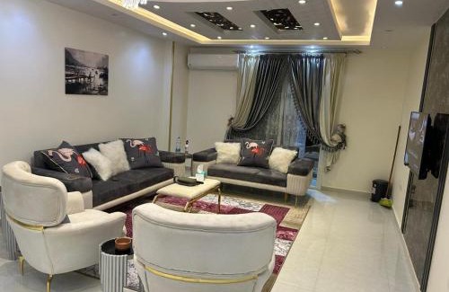 Al Duqqi Apartment | شقة مفروشة الترا سوبر لوكس فيصل الرئيسي