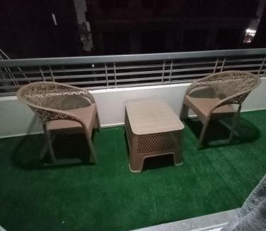 Al Duqqi Apartment | شقه الترا سوبر لوكس بجوار نادي الصيد الدقي