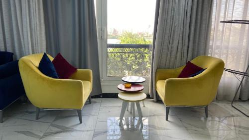 Old Cairo Apartment | شقه صف اول علي النيل بسعر مميز