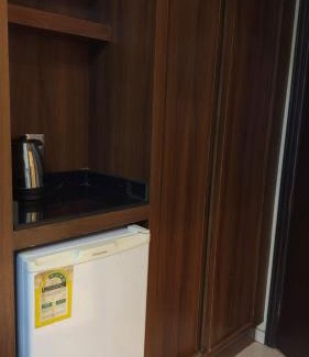 Al Aziziyah Hotel | فندق صفوة البيت المحبس الفندقية