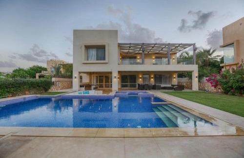 Sidi Abd El-Rahman Villa | فيلا للإيجار هاسيندا وايت Hacienda white