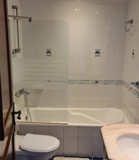 Durrat Al-Arous Apartment | للعوائل فقط - Mageet chalet