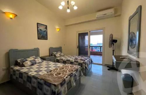 Al-'Umraniyah Ski Chalet | مارينا 4 شاليه 3 غرف