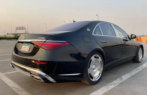 Al Duqqi Apartment | مرسيدس مايبخ موديل 25