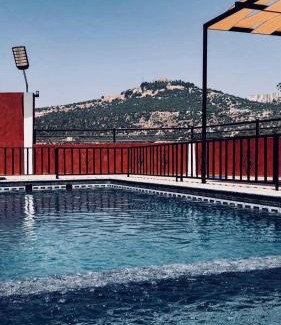 Ajloun House | مزرعة وشاليه المُنى -Mona chalets