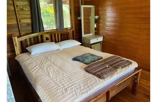 Khuan Khanun House | กำนันมี่การ์เด้นโฮม Kamnanmee Gardenhome