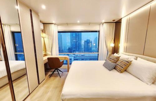 Khlong Toei Nuea Apartment | คอนโดสุขุมวิทสวีท เรียบหรู อบอุ่น ครบครัน