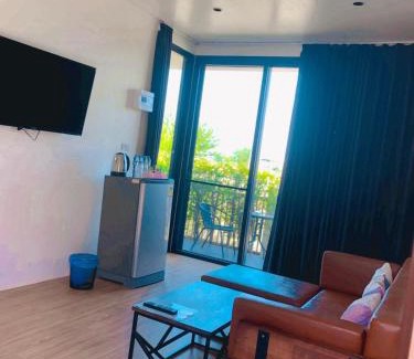 Samut Sakhon Resort | คุณหนูแดง รีสอร์ท