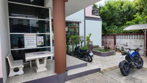 Mueang Samut Prakan District Apartment | ธิติกาญจน์ อพาร์ทเม้นท์