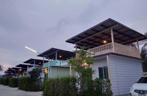 Hua Hin House | บ้านฟ้ารักตะวัน
