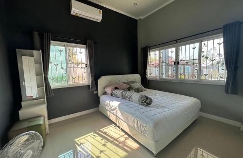 Kaeng Krachan House | บ้านมีสุข แก่งกระจาน