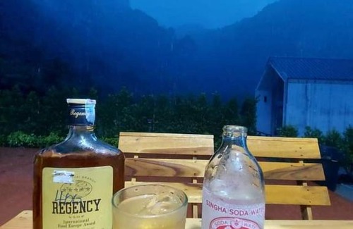 Lan Sak House | บ้านล้านวิว โฮมสเตย์ Million View Homestay ทีพักลานกางเต้น หุบป่าตาด อุทัยธานี