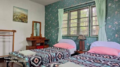 Ban Rai House | บ้านไร่ธนัชพร