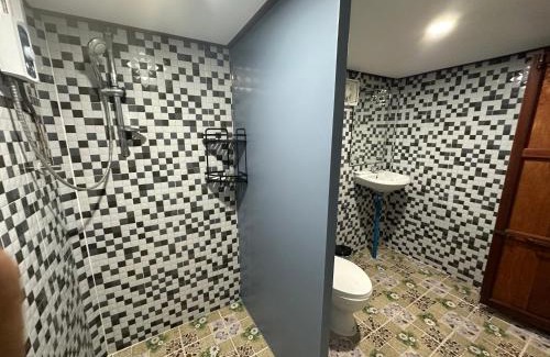 Sirindhorn Other | ปลายเขื่อนแคมป์ปิ้ง บ้านเรือนไทย