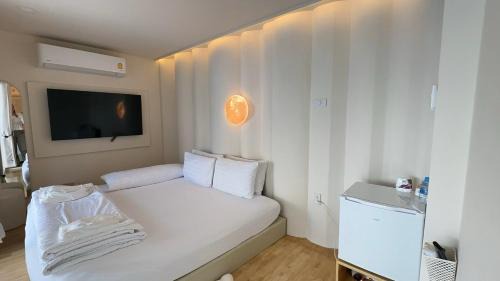 Khlong Kha Chen Hotel | มินิมอลโฮลเทล