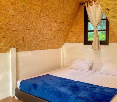 Omkoi House | วันเวลา โฮมสเตย์แอนท์แคมป์ปิ้ง