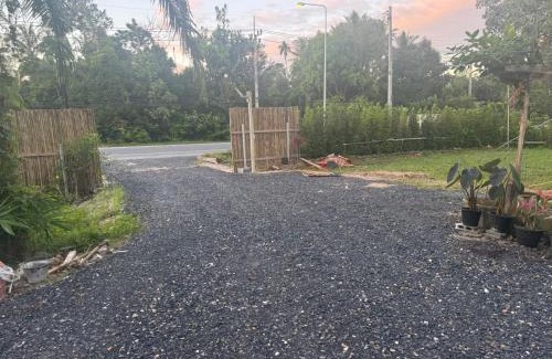 Lan Saka Resort | สวนย่า รีสอร์ท