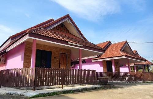 Chumphon Resort | หนองใหญ่รีสอร์ท