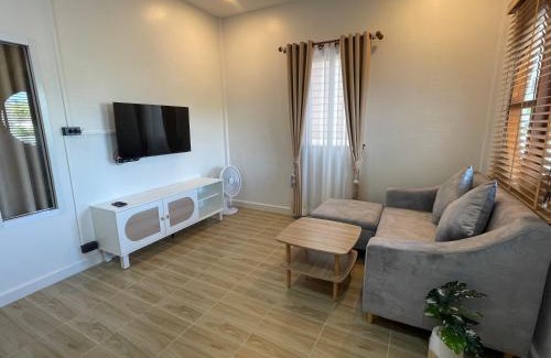 Sam Roi Yot Resort | เพชรไพลินรีสอร์ทสามร้อยยอด