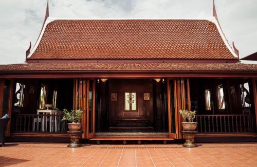 Bueng Kum House | เรือนไทยพราวพิมาน Proudpiman Thai House