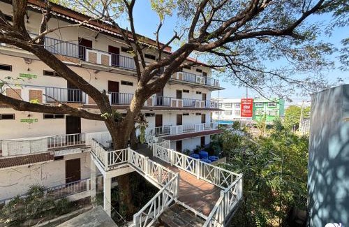 Sisaket Hotel | โรงแรมบ้านแก้ว เรือนขวัญ