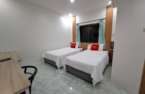 Pak Nam Pran Hotel | โรงแรมฟร้อนบีช frontbeach