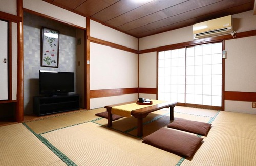 Usami Hotel | ふかべ