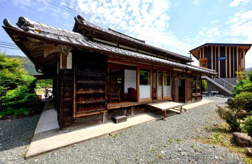 Kami Hotel | ジビエと田舎暮らしの宿 ヌックスキッチン Japanese Game Meat Cuisine & Lodge Nook's Kitchen