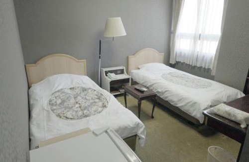 Miyakonojo Hotel | ホテル中山荘