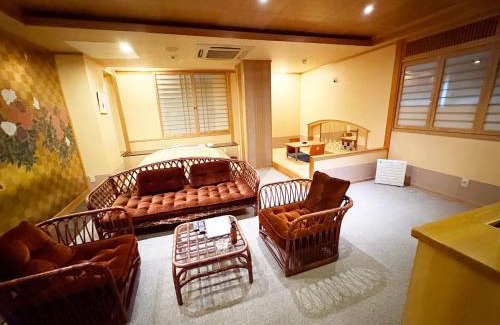 Fukuyama Apartment | レインボー