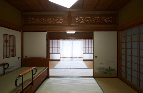 Nachikatsuura House | 一棟貸自炊可-世界遺産 熊野古道歩きやサイクリングの拠点に-Wifi-駐車場3台無料