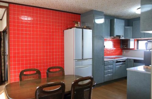 Tsurugi-cho House | 上田屋 半田館