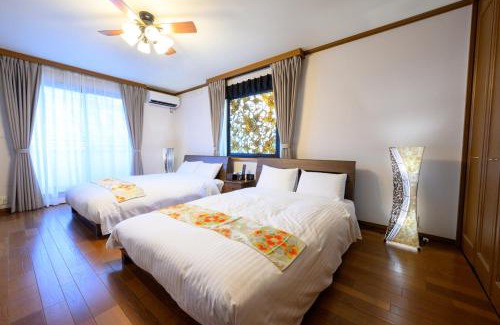 Higashi Ward Villa | 中山宿 Nakayama Villa 車移動に便利な広島高速すぐそば165平米の贅沢空間 無料駐車場に充電スタンド有り supported by COCOSTAY