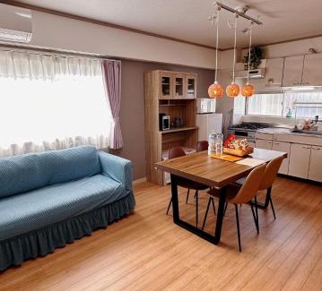 Kashiwa Apartment | 丸々貸切HYGGE HOUSE アメニティ完備 キッチン調理器具 高速Wi-Fi 駐車無料 JR北柏駅徒歩2分 上野駅まで30分 成田や羽田空港から60分