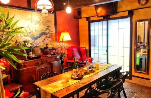 Nakagyo Ward House | 京町家-椿庵Kyomachiya-Tsubakian