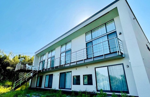 Ito House | 伊東温泉 Working Base Izu-Ito