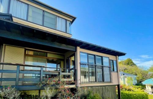 Futo House | 伊豆高原 温泉付別荘 ISANA Mountain Villa - BBQ, Pizza Oven & Hotsprings