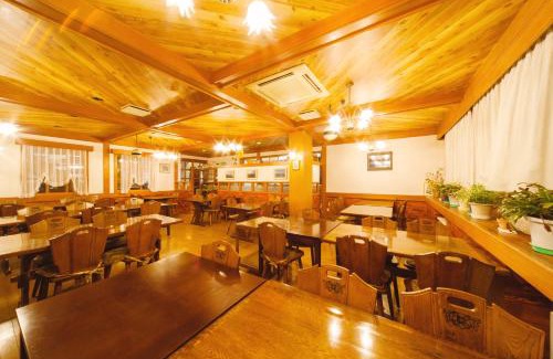 Kitaazumi-gun Hotel | 入山登